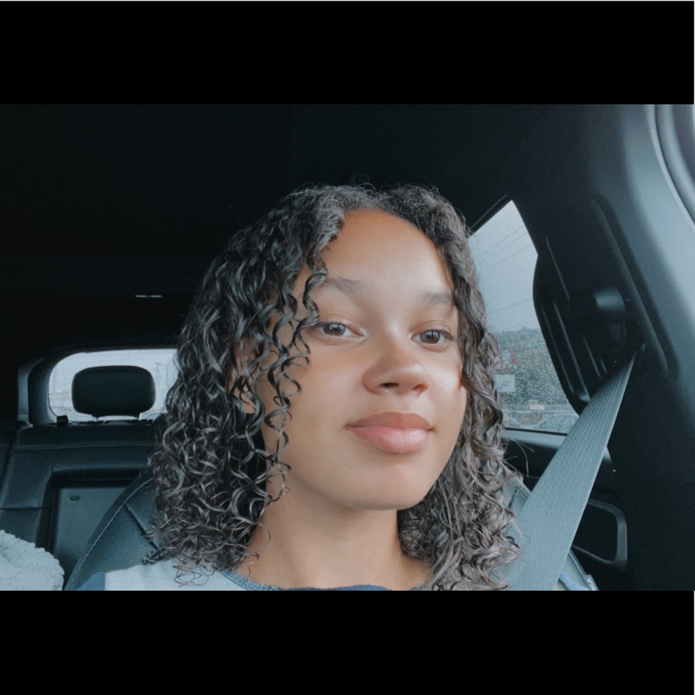 Meet your Posher, Jayli